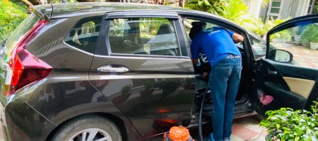 Car cleaning in Gurgaon